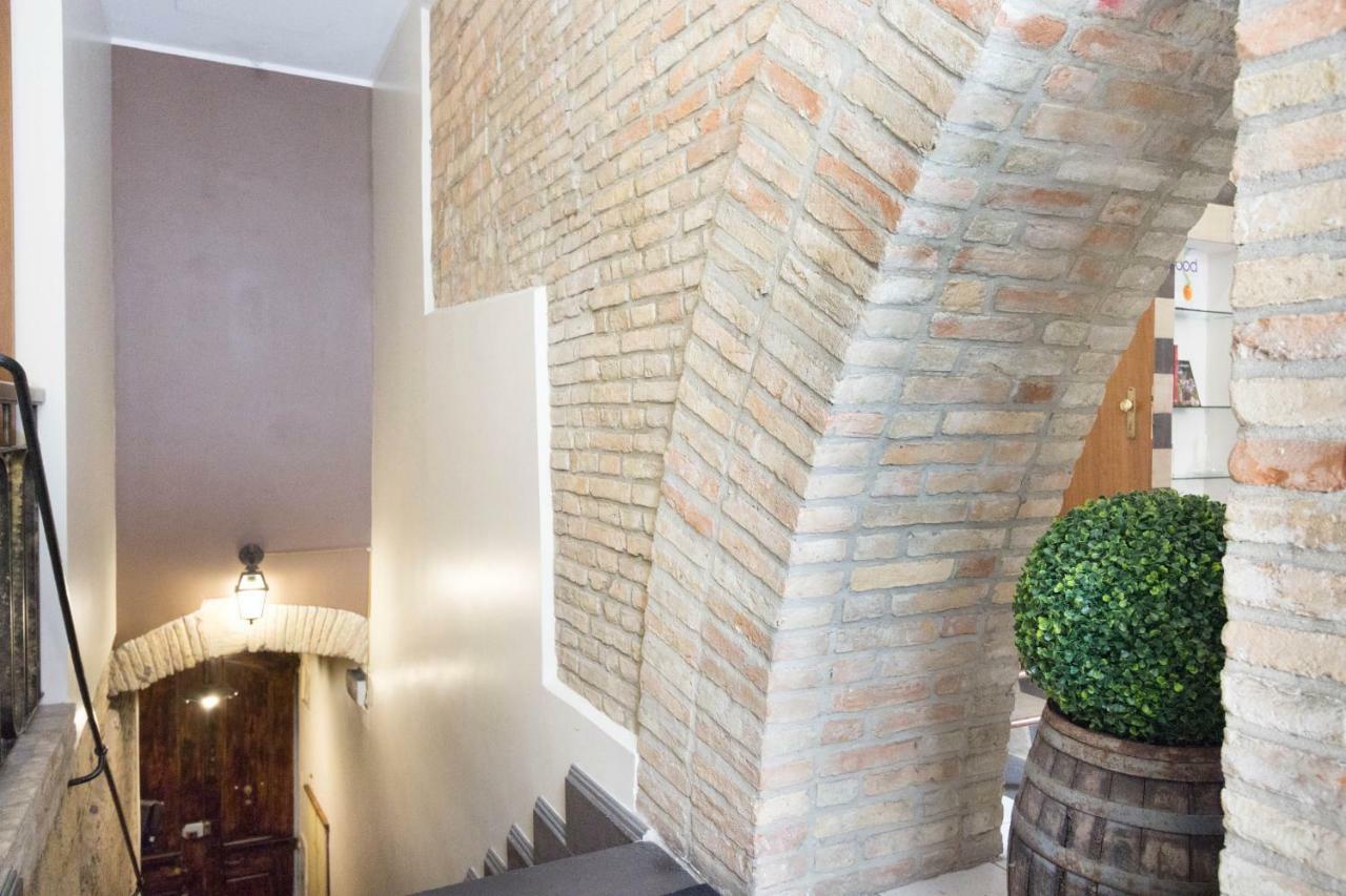Arcobaleno Rooms Cagliari Eksteriør billede